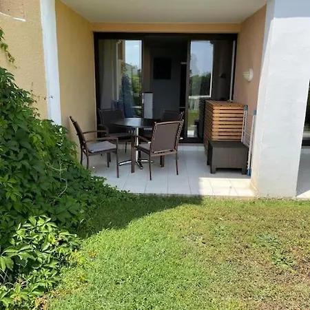 Appt Golfe De Saint-tropez Proche De La Climatise Apartment
